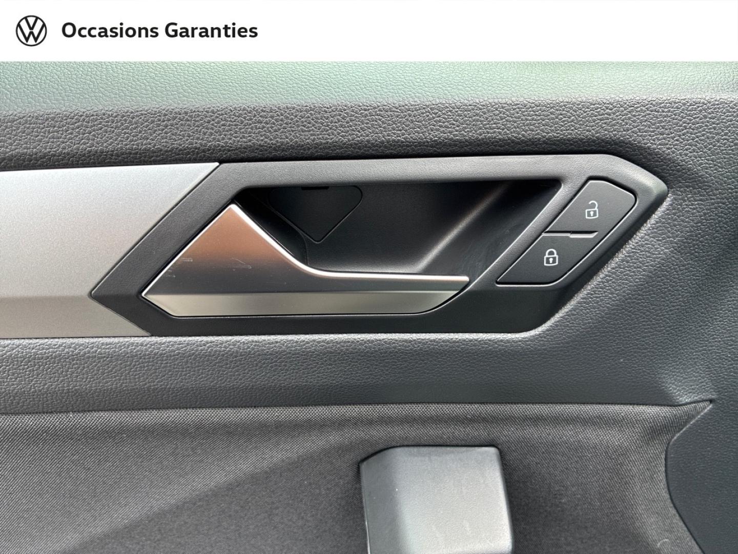 Voitures occasions VOLKSWAGEN T-ROC Life Clermont-Ferrand