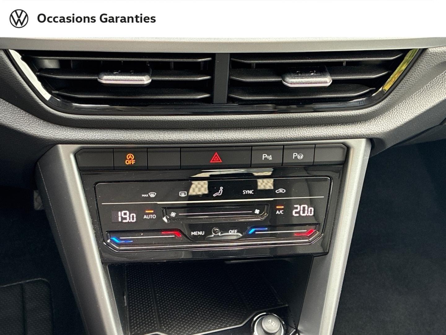 Voitures occasions VOLKSWAGEN T-ROC Life Clermont-Ferrand