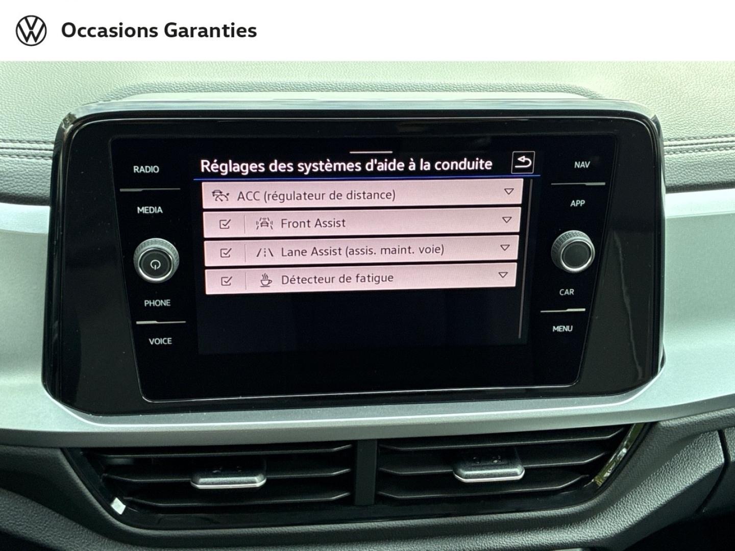 Voitures occasions VOLKSWAGEN T-ROC Life Clermont-Ferrand