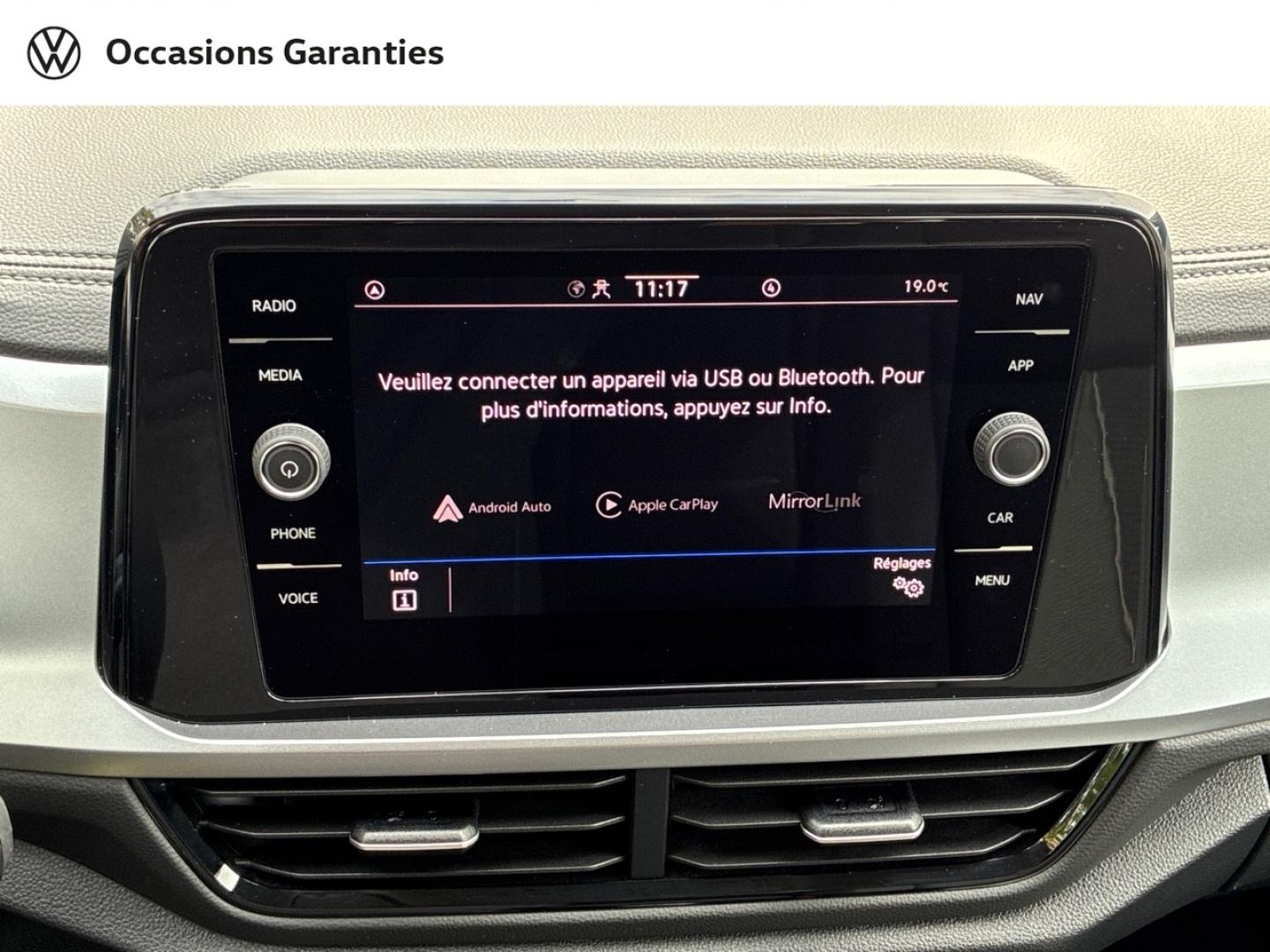 Voitures occasions VOLKSWAGEN T-ROC Life Clermont-Ferrand