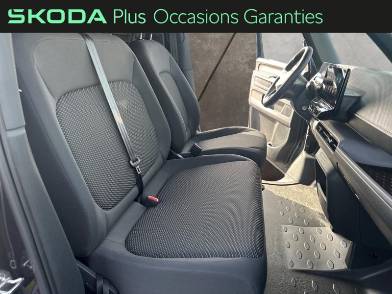 Voitures occasions VOLKSWAGEN UTILITAIRES ID. BUZZ CARGO Base Clermont-Ferrand