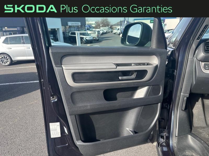 Voitures occasions VOLKSWAGEN UTILITAIRES ID. BUZZ CARGO Base Clermont-Ferrand