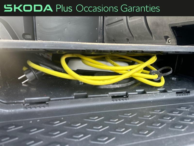 Voitures occasions VOLKSWAGEN UTILITAIRES ID. BUZZ CARGO Base Clermont-Ferrand