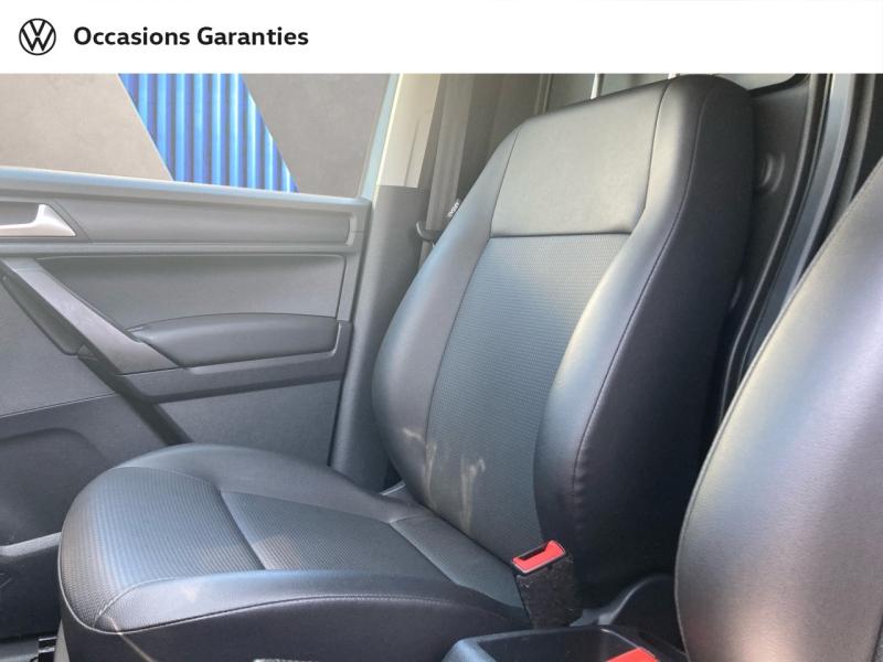 Voitures occasions VOLKSWAGEN UTILITAIRES Caddy Van Business Line Plus Clermont-Ferrand