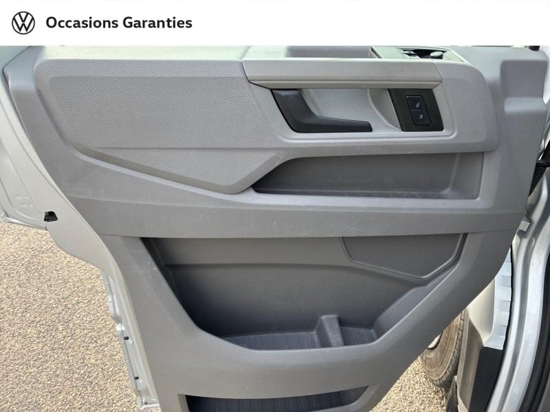 Voitures occasions VOLKSWAGEN UTILITAIRES Crafter Fg Business Line Clermont-Ferrand