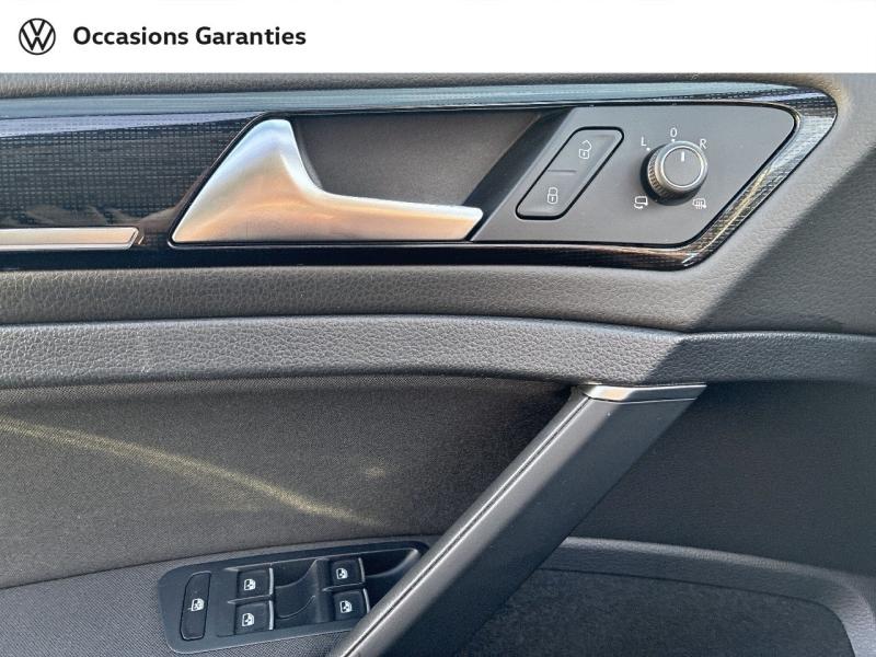 Voitures occasions VOLKSWAGEN GOLF Carat Clermont-Ferrand