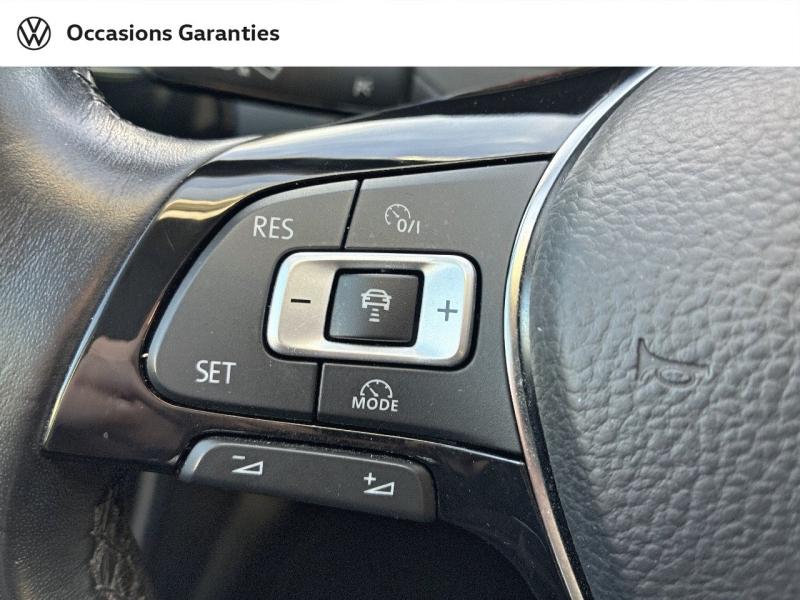 Voitures occasions VOLKSWAGEN GOLF Carat Clermont-Ferrand