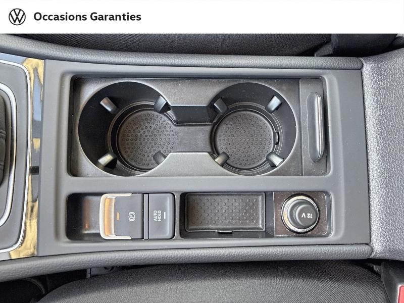 Voitures occasions VOLKSWAGEN GOLF Carat Clermont-Ferrand