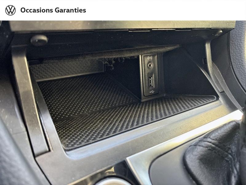 Voitures occasions VOLKSWAGEN GOLF Carat Clermont-Ferrand