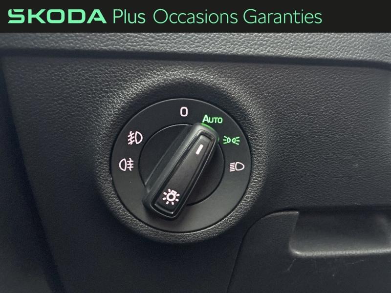 Voitures occasions ŠKODA KAROQ Business Clermont-Ferrand