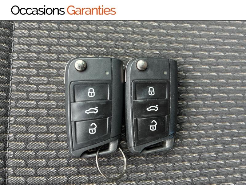 Voitures occasions VOLKSWAGEN UTILITAIRES Transporter Fg Business Plus Clermont-Ferrand