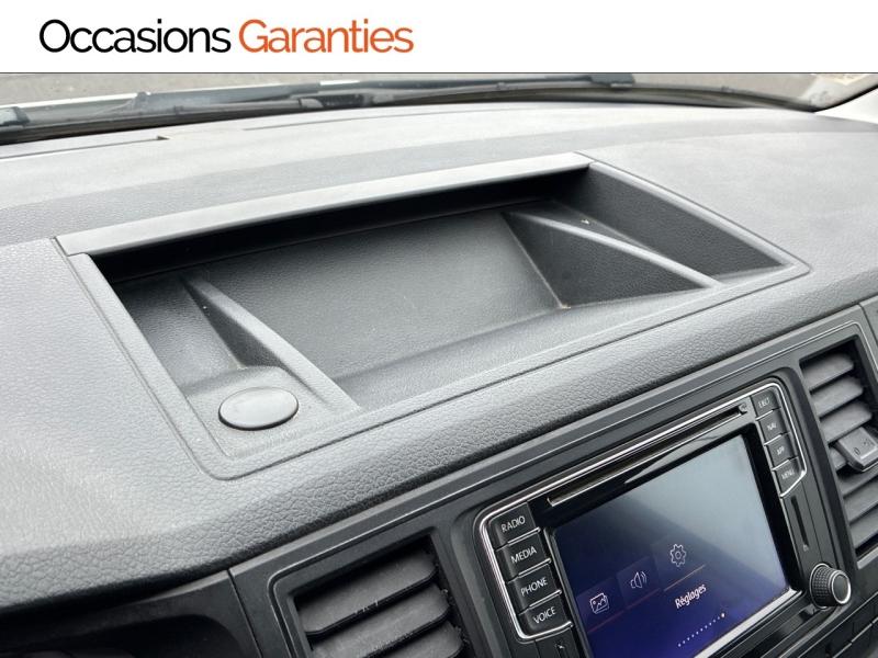 Voitures occasions VOLKSWAGEN UTILITAIRES Transporter Fg Edition 30 Clermont-Ferrand