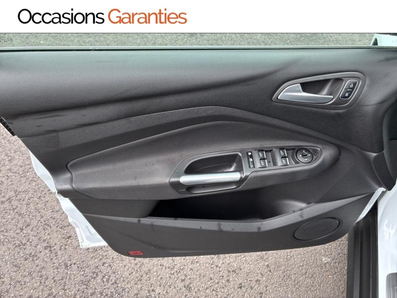 Voitures occasions FORD C-MAX Titanium Clermont-Ferrand