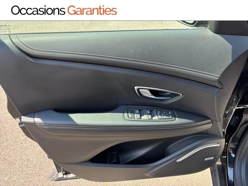 Voitures occasions RENAULT SCENIC Initiale Paris Clermont-Ferrand