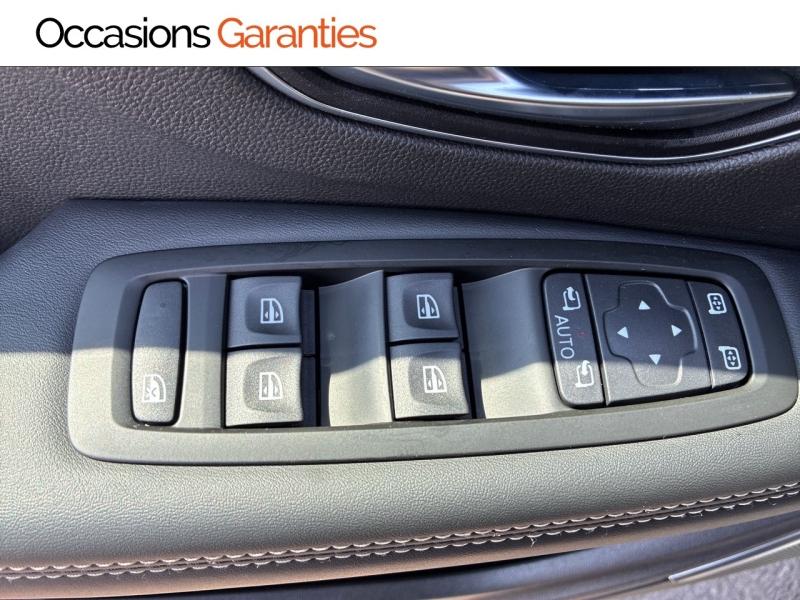 Voitures occasions RENAULT SCENIC Initiale Paris Clermont-Ferrand