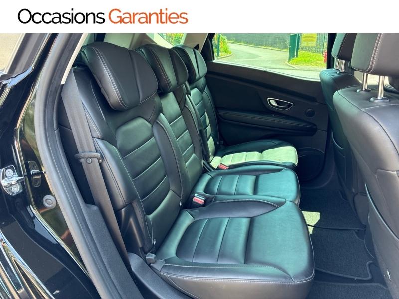 Voitures occasions RENAULT SCENIC Initiale Paris Clermont-Ferrand