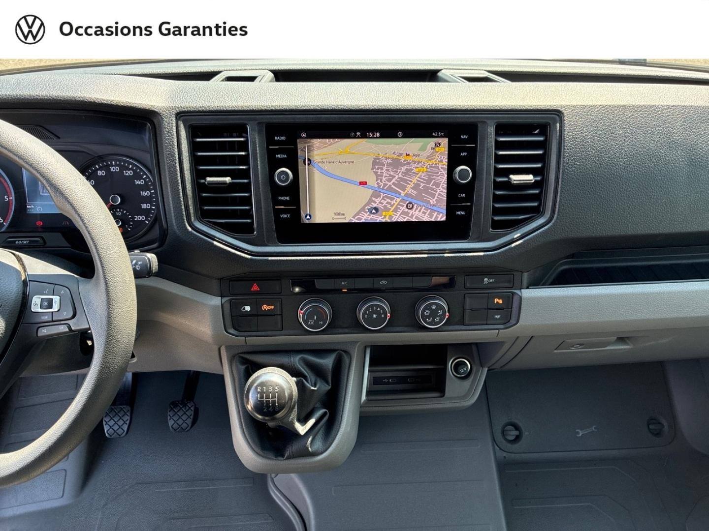 Voitures occasions VOLKSWAGEN UTILITAIRES Crafter Fg Business Clermont-Ferrand