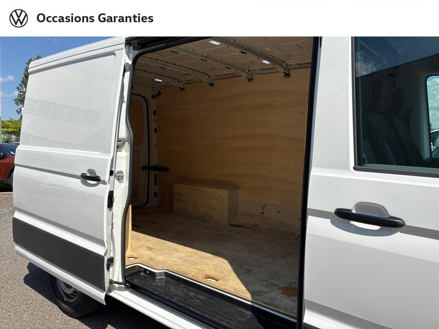 Voitures occasions VOLKSWAGEN UTILITAIRES Crafter Fg Business Clermont-Ferrand