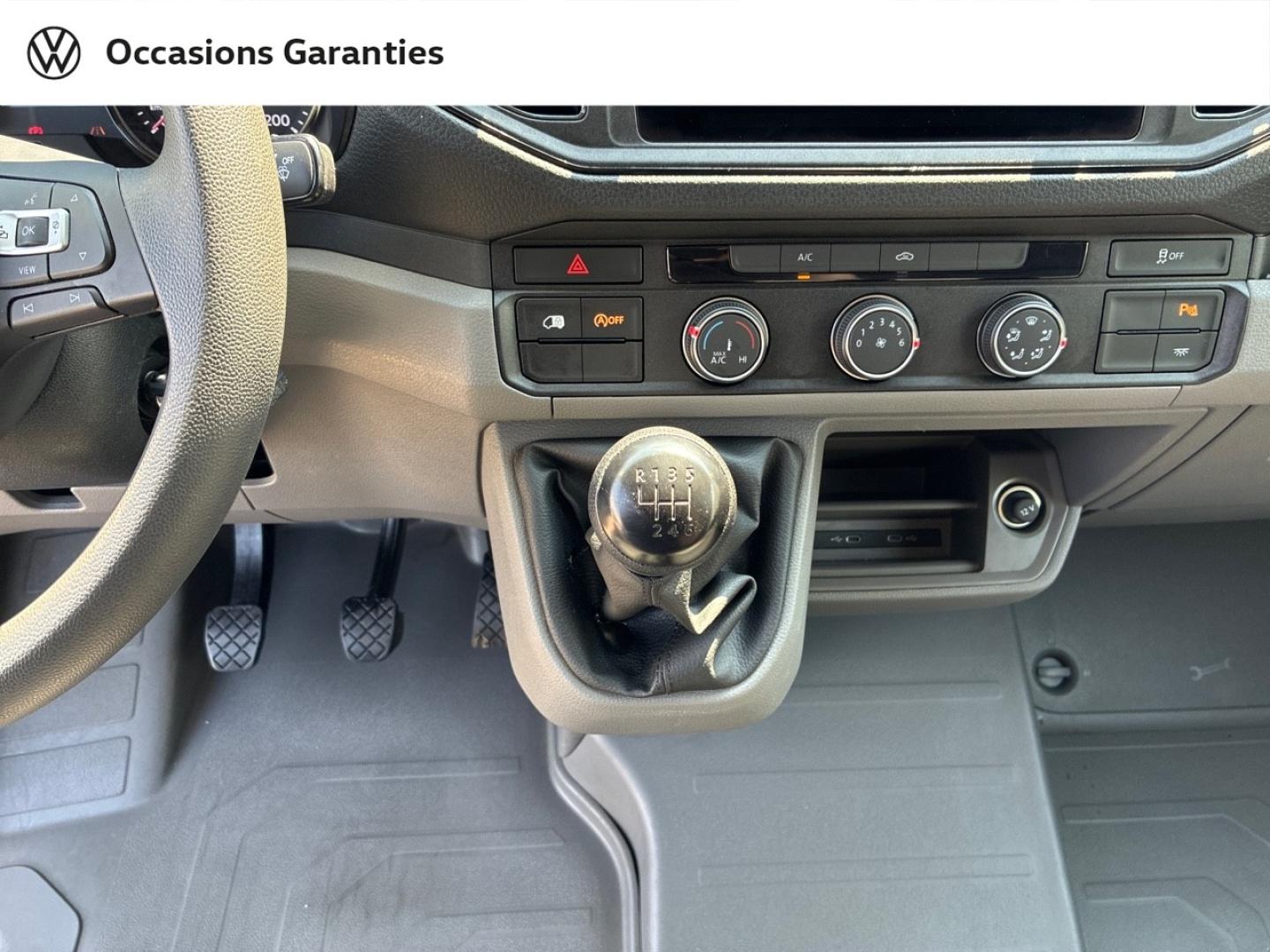 Voitures occasions VOLKSWAGEN UTILITAIRES Crafter Fg Business Clermont-Ferrand