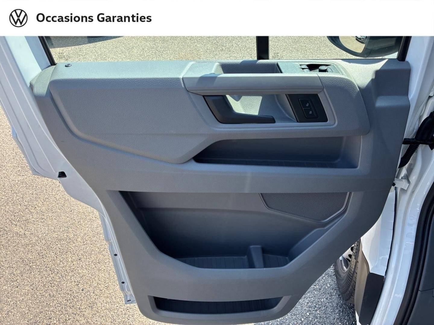Voitures occasions VOLKSWAGEN UTILITAIRES Crafter Fg Business Clermont-Ferrand