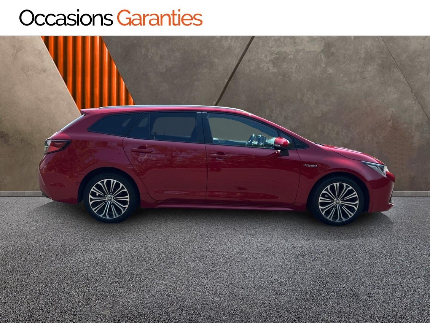 Voitures occasions TOYOTA Corolla Touring Spt Design Clermont-Ferrand