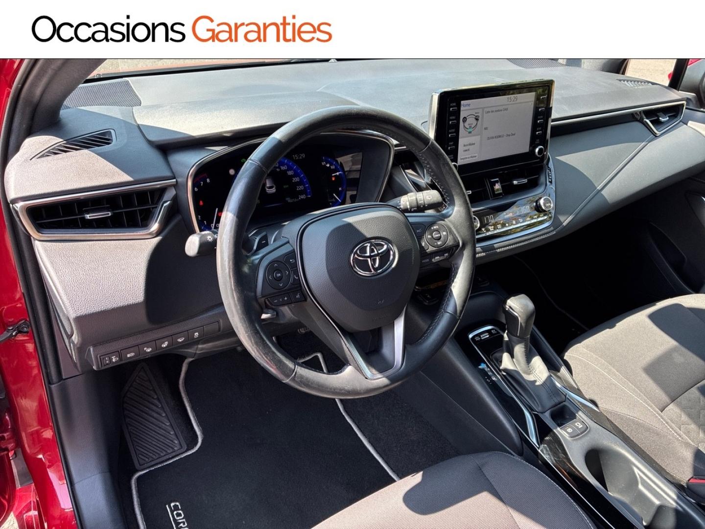 Voitures occasions TOYOTA Corolla Touring Spt Design Clermont-Ferrand