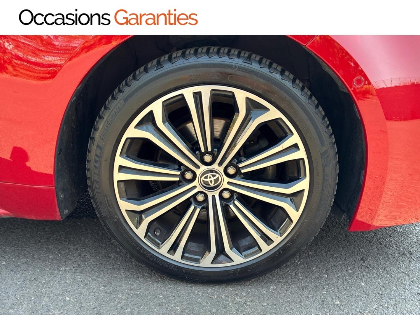 Voitures occasions TOYOTA Corolla Touring Spt Design Clermont-Ferrand
