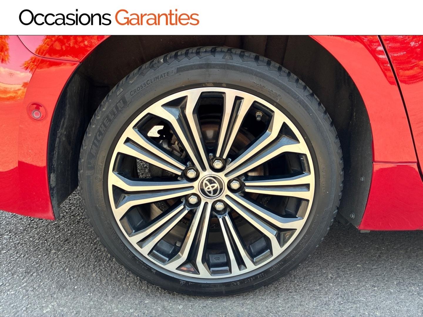Voitures occasions TOYOTA Corolla Touring Spt Design Clermont-Ferrand