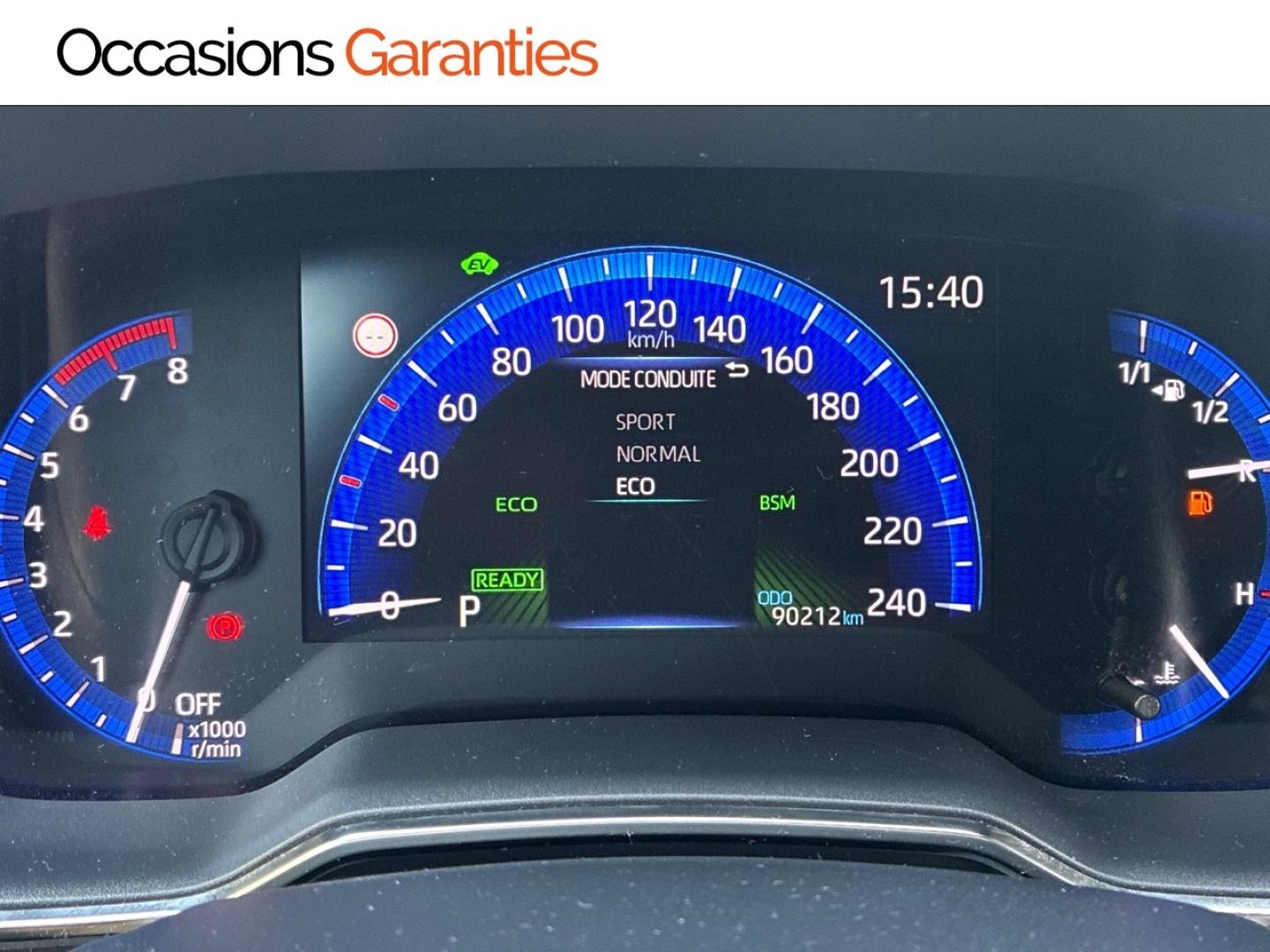 Voitures occasions TOYOTA Corolla Touring Spt Design Clermont-Ferrand