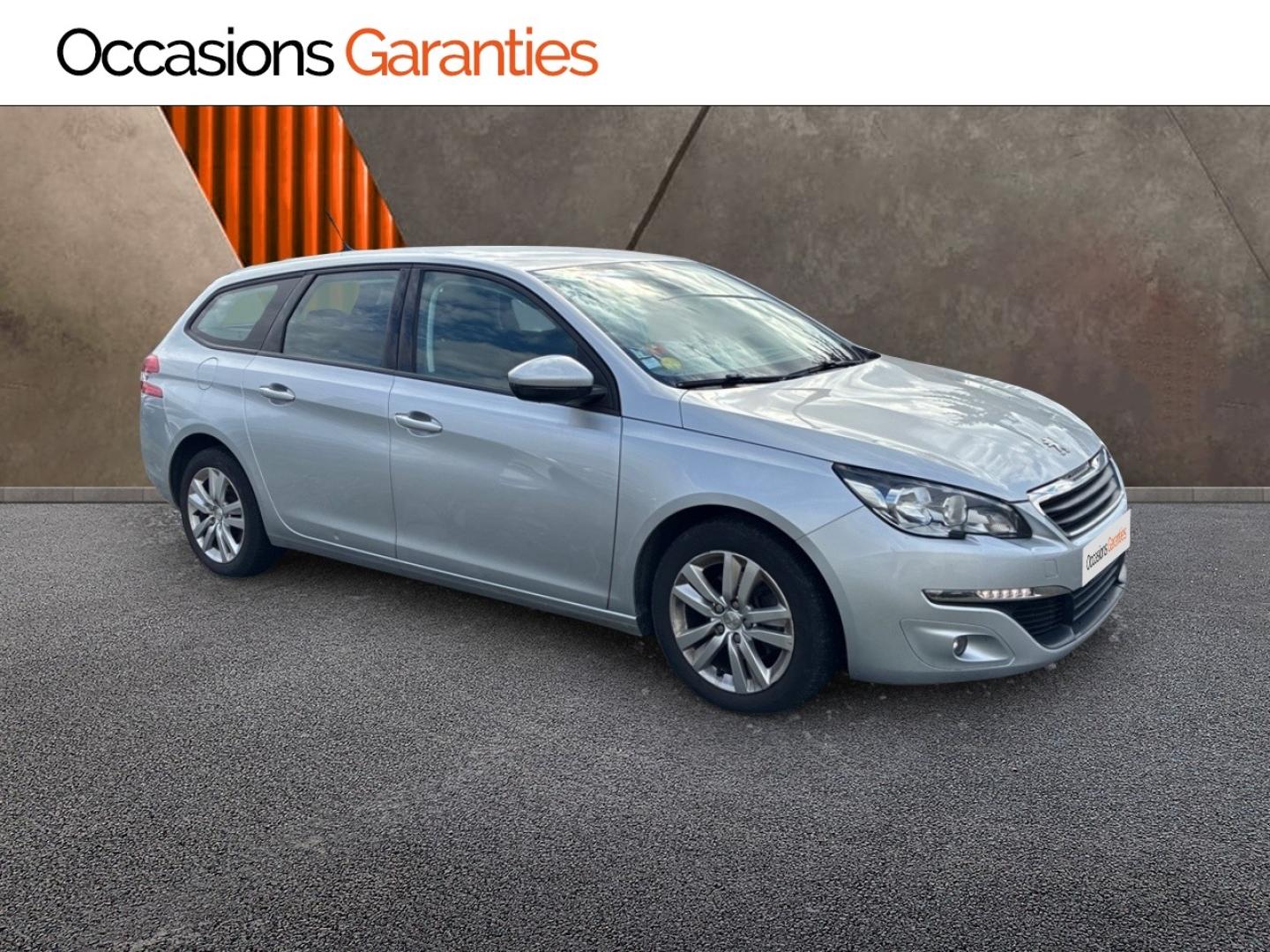 Voitures occasions PEUGEOT 308 SW Active Business Clermont-Ferrand