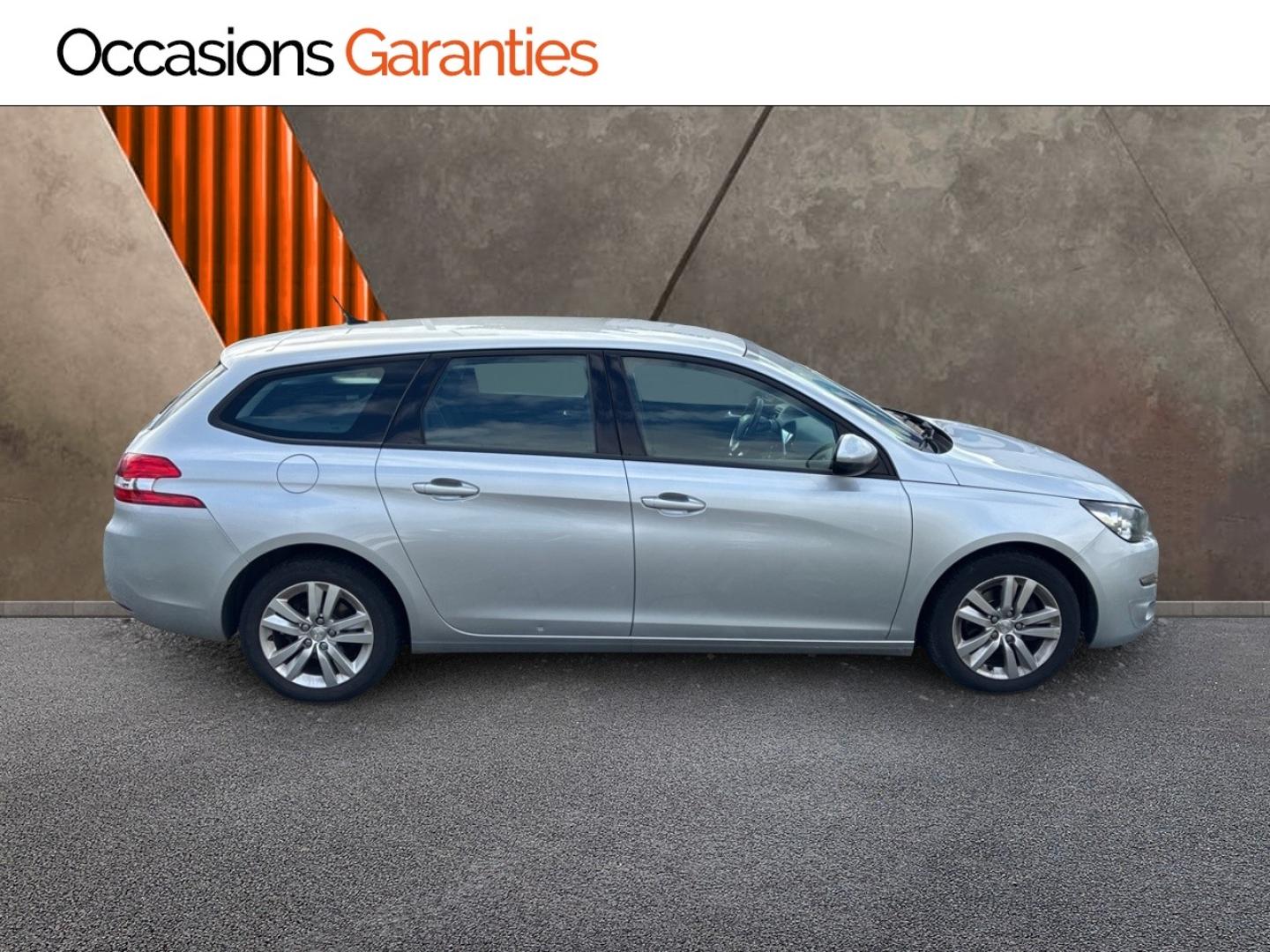 Voitures occasions PEUGEOT 308 SW Active Business Clermont-Ferrand