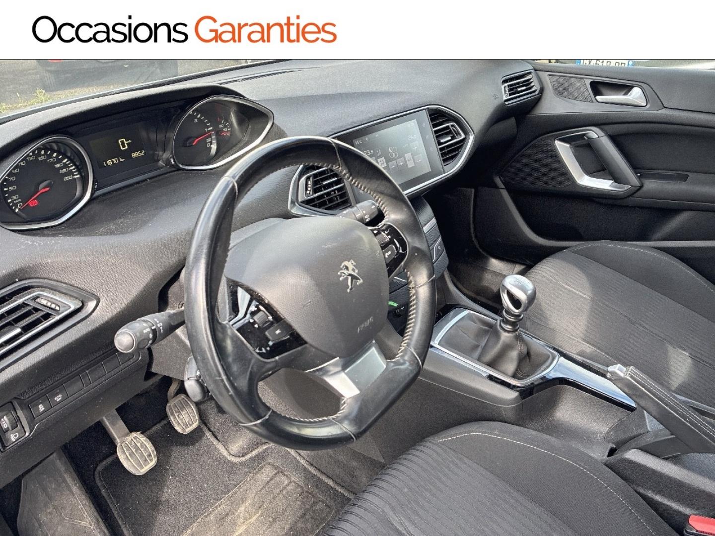 Voitures occasions PEUGEOT 308 SW Active Business Clermont-Ferrand