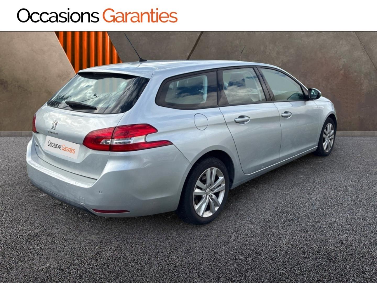 Voitures occasions PEUGEOT 308 SW Active Business Clermont-Ferrand