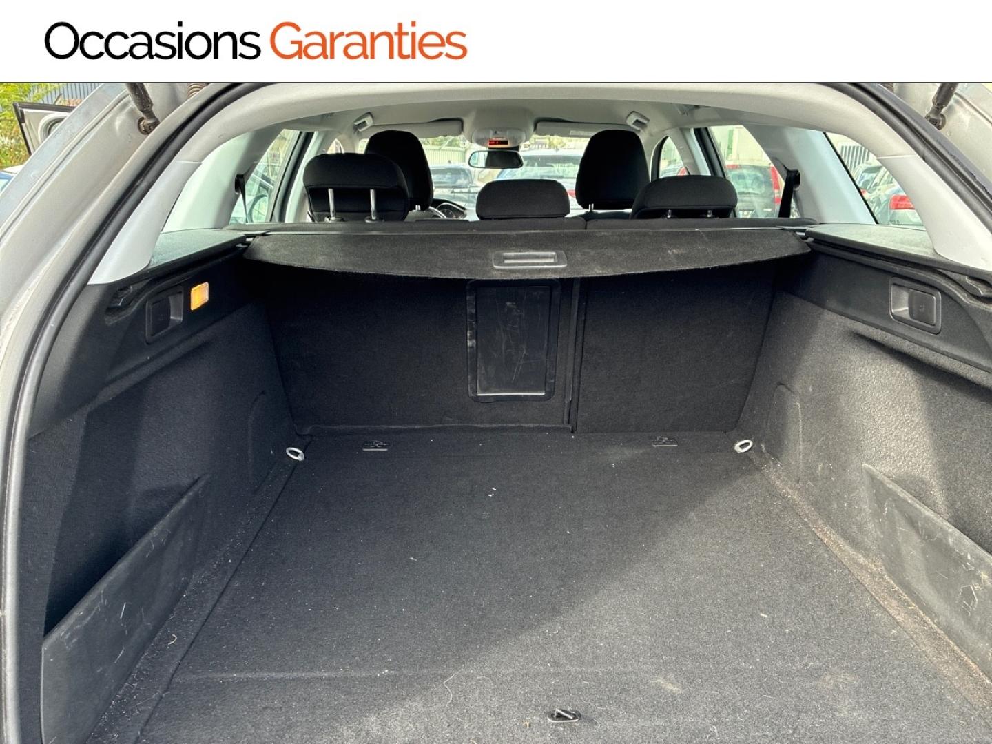 Voitures occasions PEUGEOT 308 SW Active Business Clermont-Ferrand