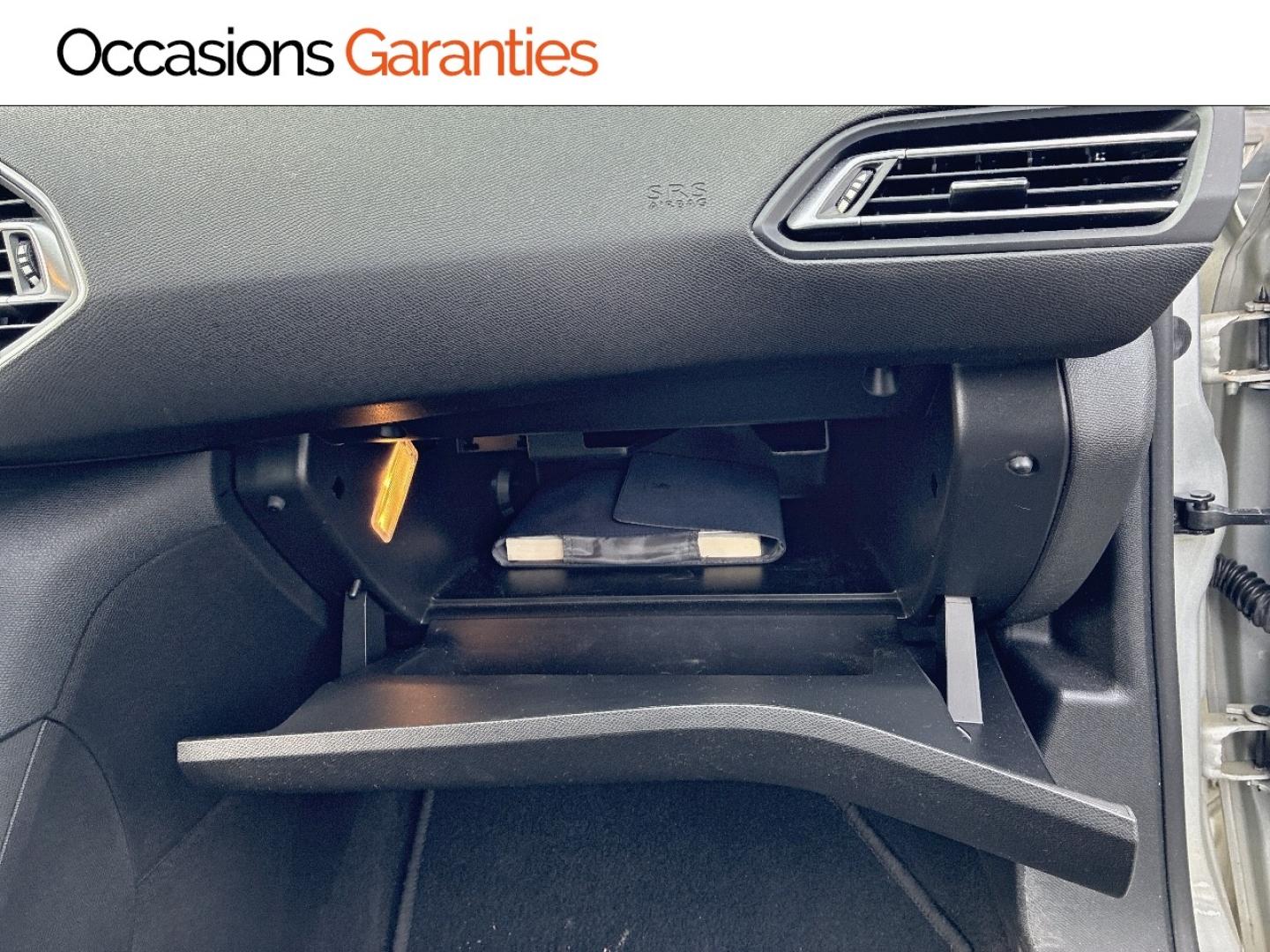 Voitures occasions PEUGEOT 308 SW Active Business Clermont-Ferrand