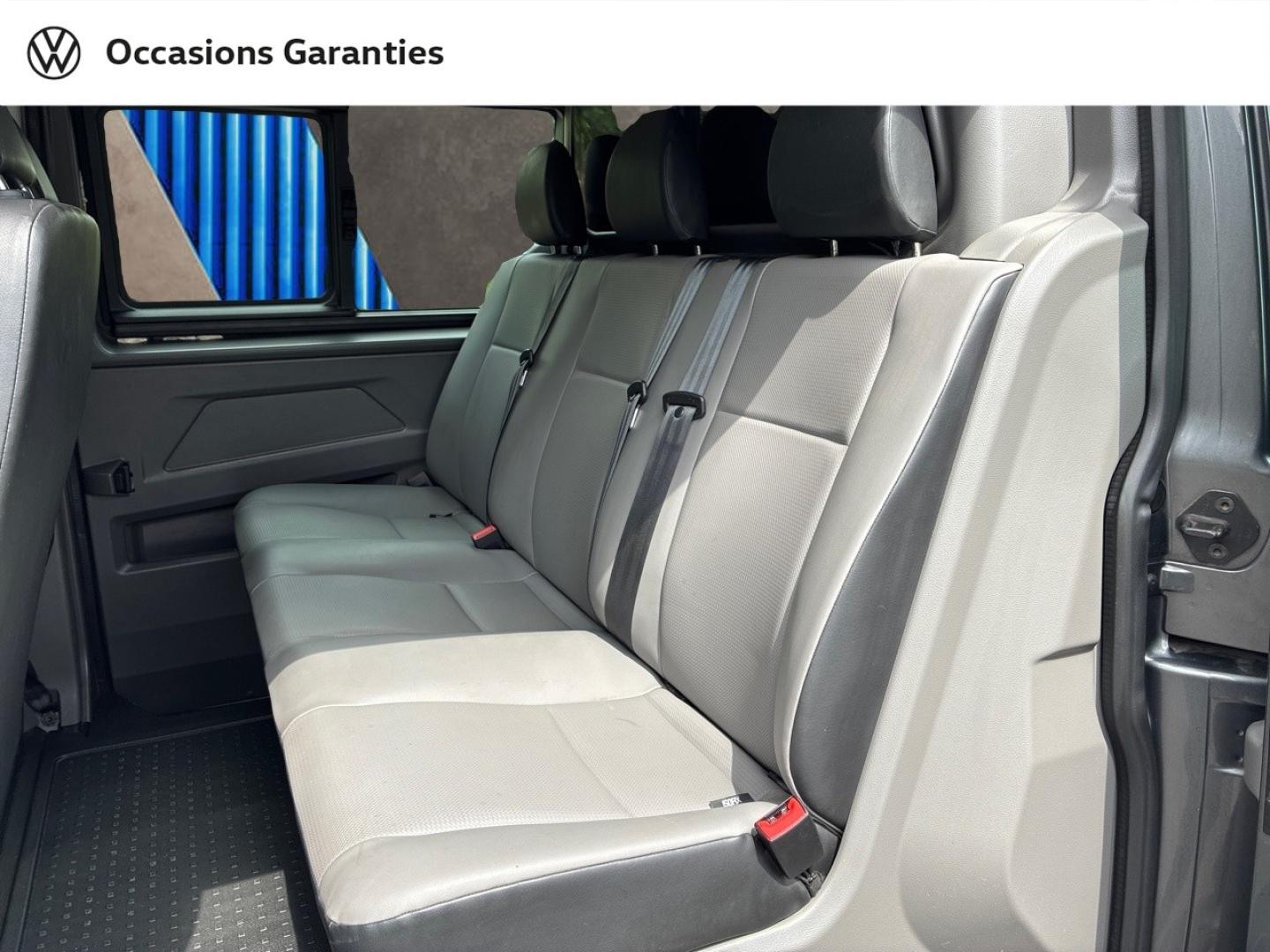 Voitures occasions VOLKSWAGEN UTILITAIRES Transporter Fg Business Plus Clermont-Ferrand