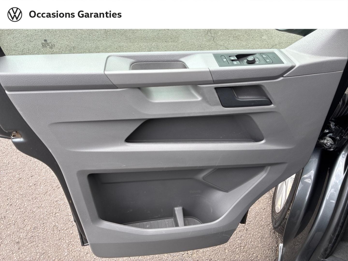 Voitures occasions VOLKSWAGEN UTILITAIRES Transporter Fg Business Plus Clermont-Ferrand
