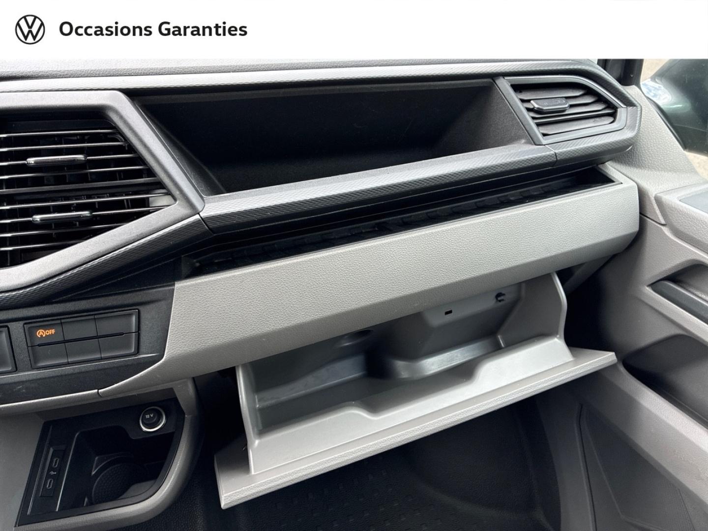 Voitures occasions VOLKSWAGEN UTILITAIRES Transporter Fg Business Plus Clermont-Ferrand