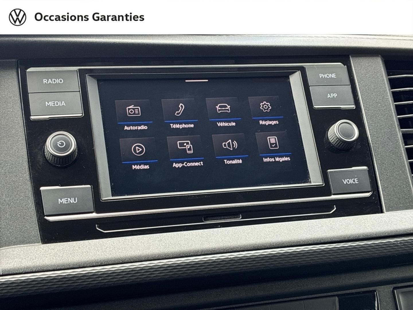 Voitures occasions VOLKSWAGEN UTILITAIRES Transporter Fg Business Plus Clermont-Ferrand
