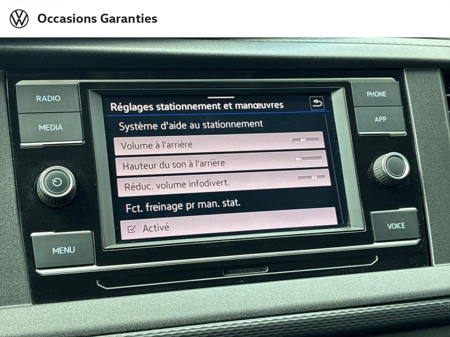 Voitures occasions VOLKSWAGEN UTILITAIRES Transporter Fg Business Plus Clermont-Ferrand