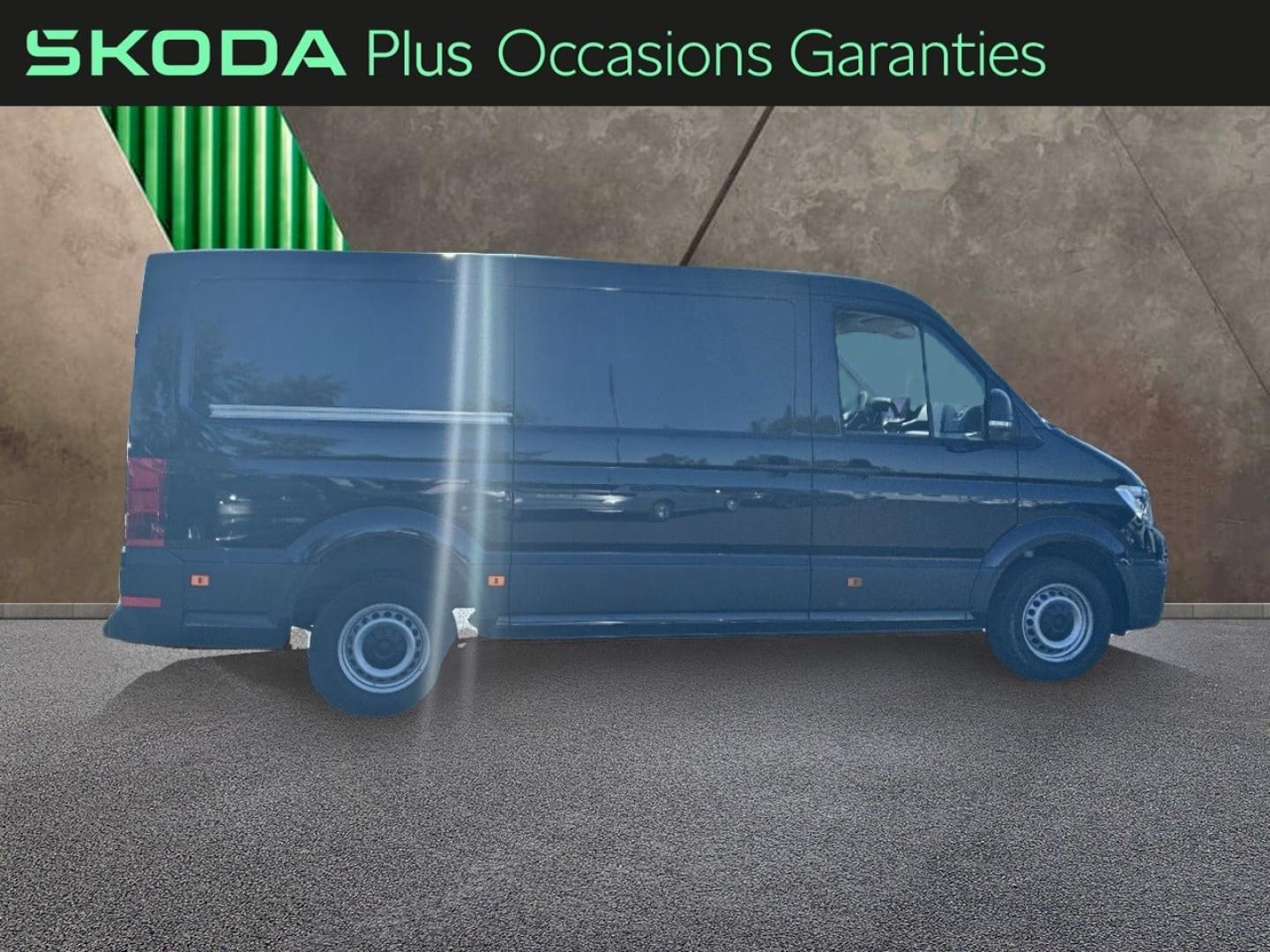 Voitures occasions VOLKSWAGEN UTILITAIRES Crafter Fg Business Clermont-Ferrand