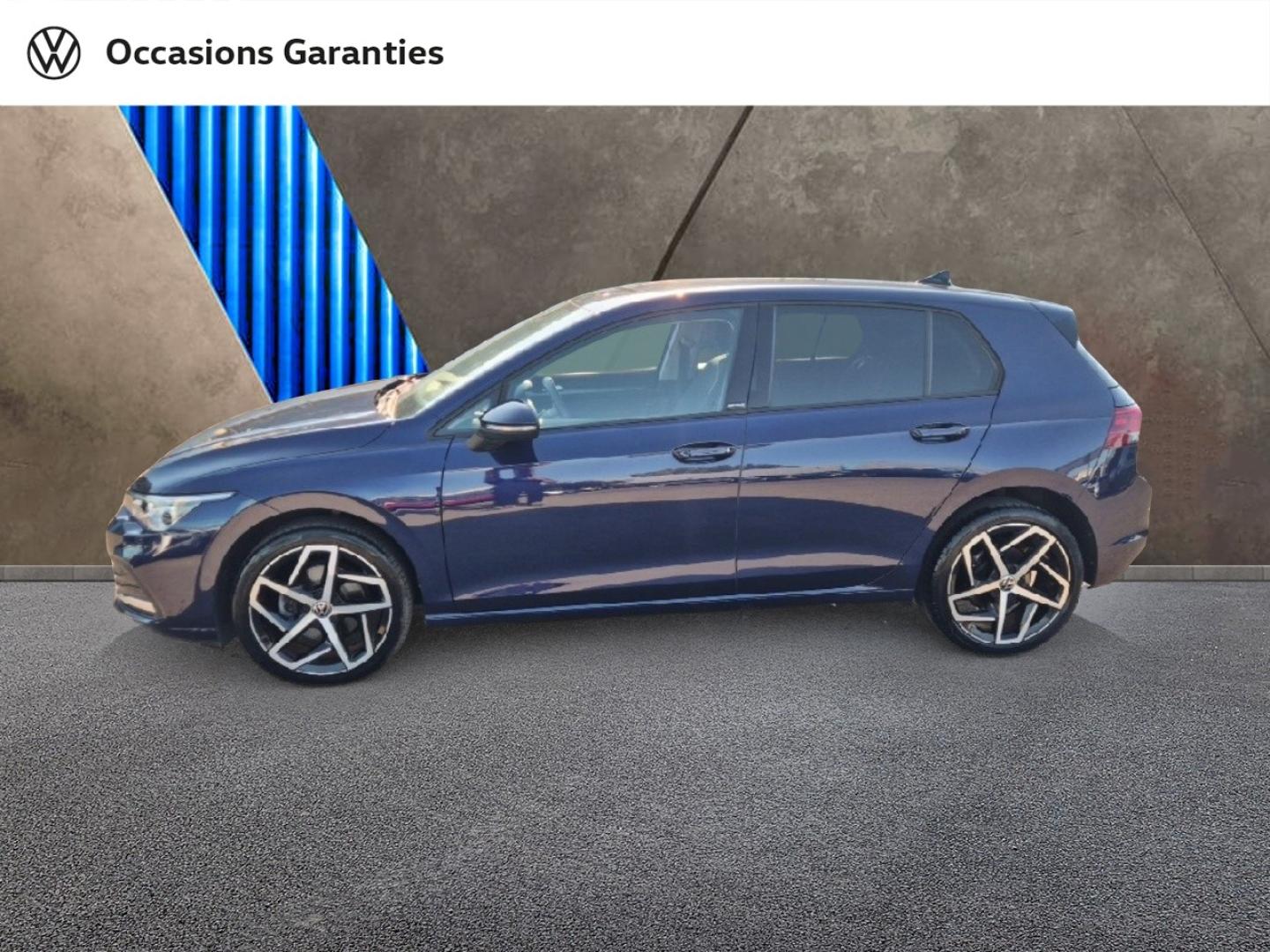 Voitures occasions VOLKSWAGEN GOLF Active Nice
