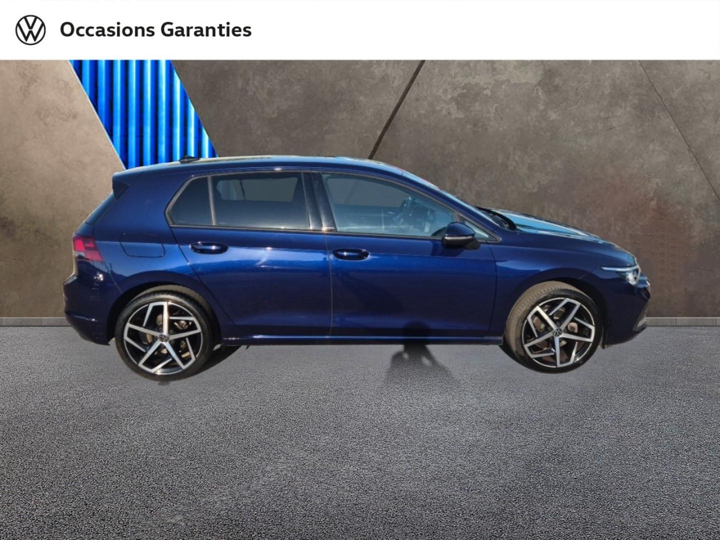 Voitures occasions VOLKSWAGEN GOLF Active Nice
