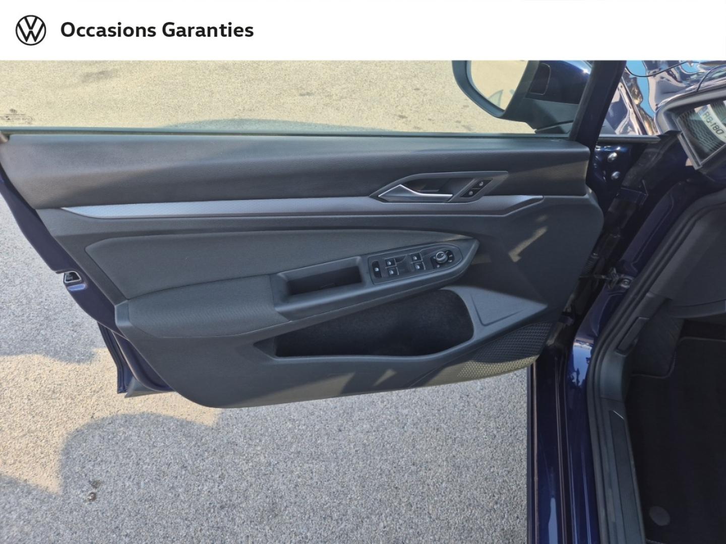 Voitures occasions VOLKSWAGEN GOLF Active Nice