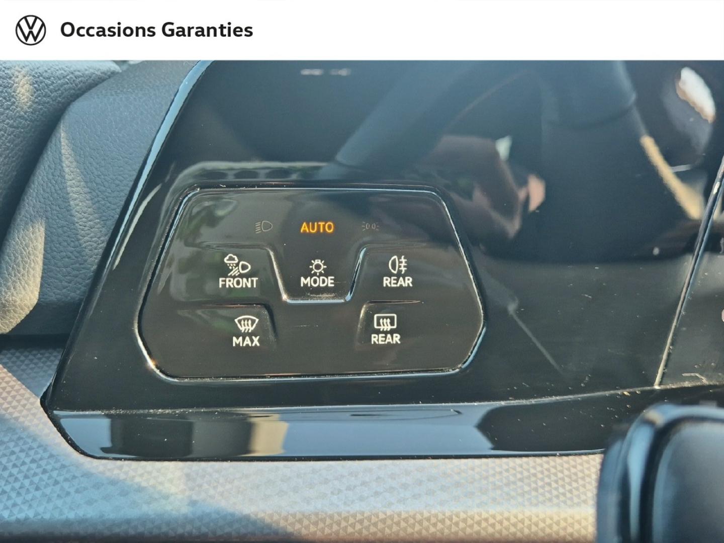Voitures occasions VOLKSWAGEN GOLF Active Nice