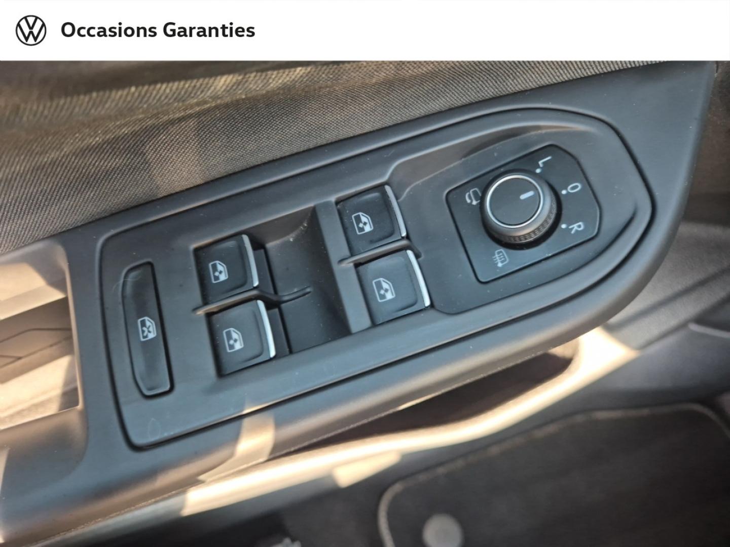 Voitures occasions VOLKSWAGEN GOLF Active Nice
