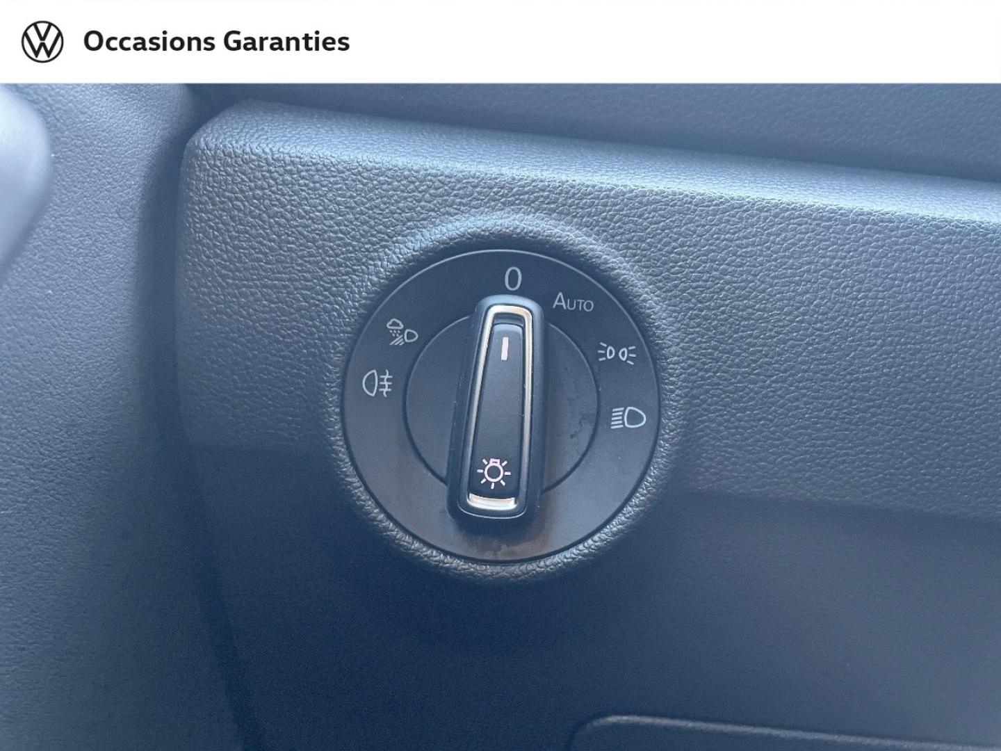 Voitures occasions VOLKSWAGEN T-ROC Style Nice