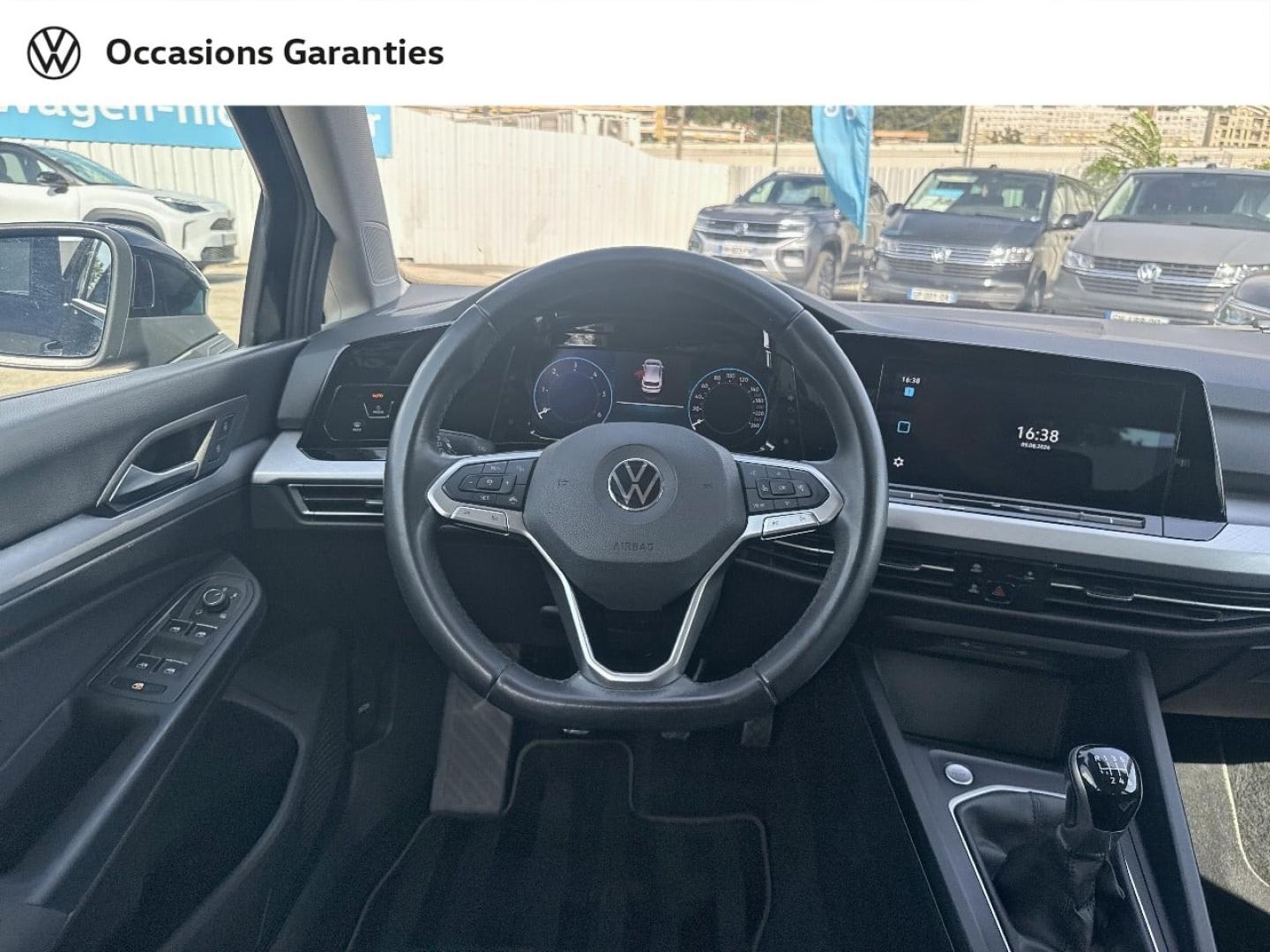 Voitures occasions VOLKSWAGEN GOLF Life Business 1st Nice