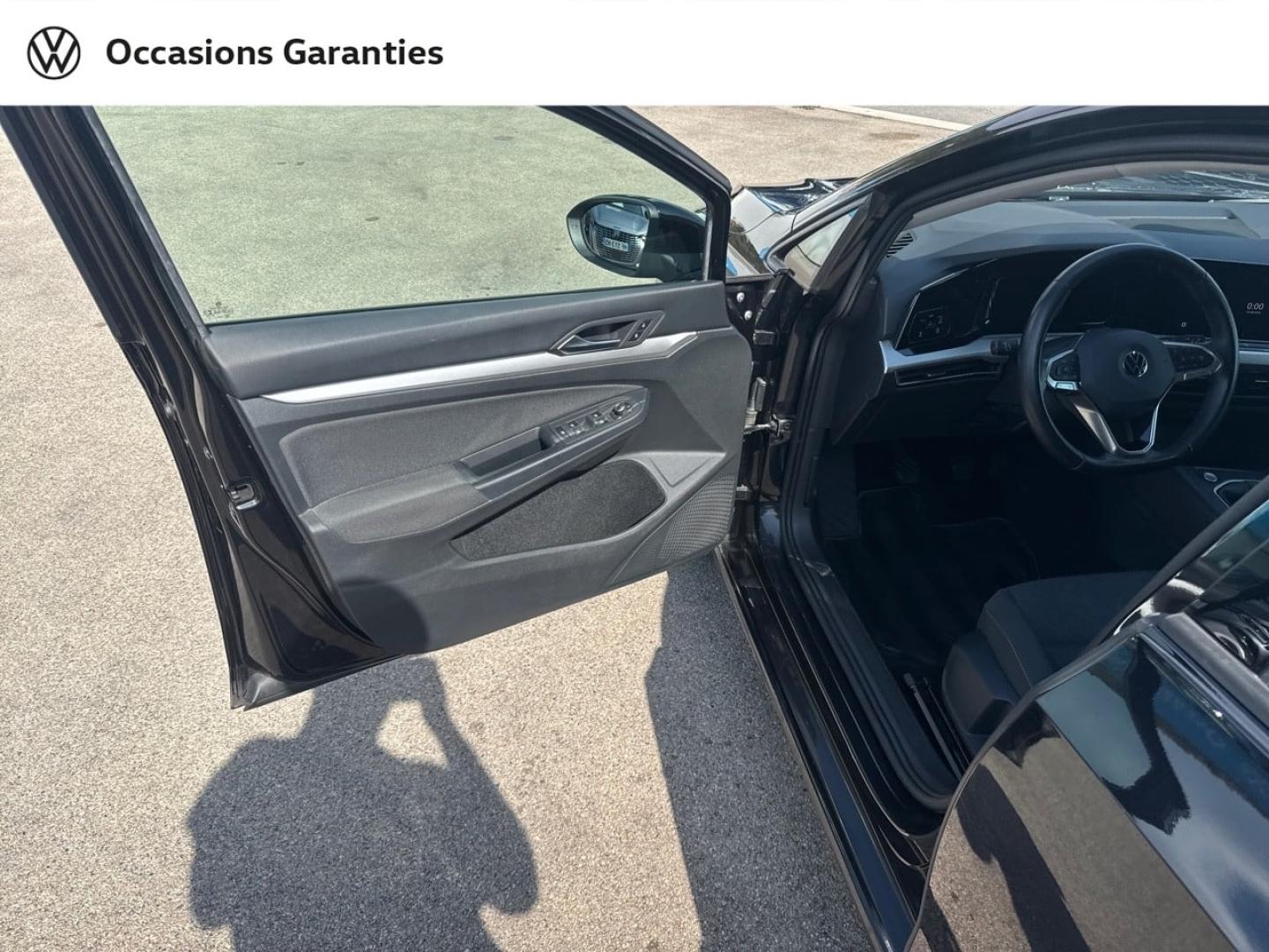 Voitures occasions VOLKSWAGEN GOLF Life Business 1st Nice