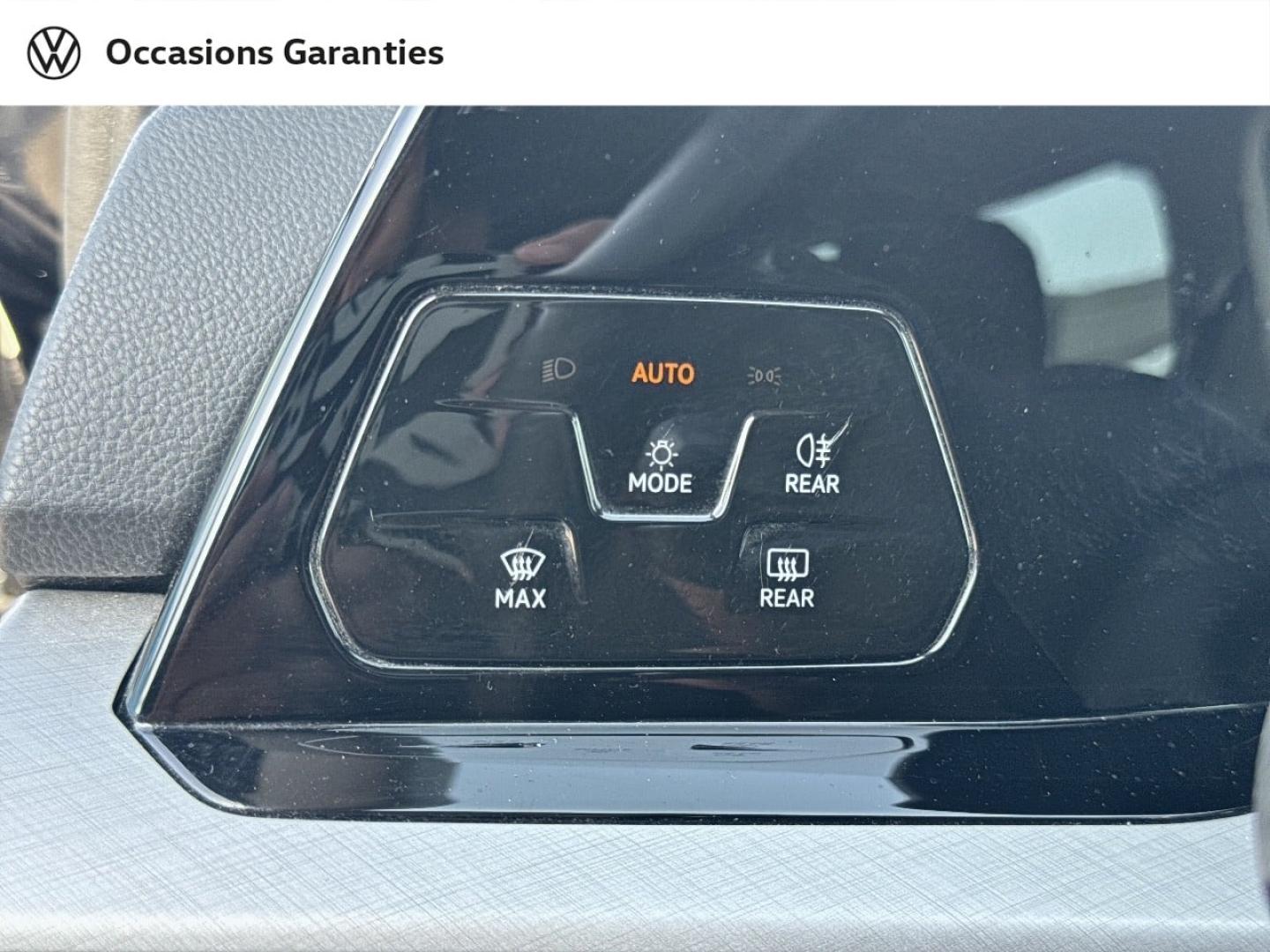 Voitures occasions VOLKSWAGEN GOLF Life Business 1st Nice